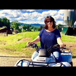 Meet your Posher, Brandy